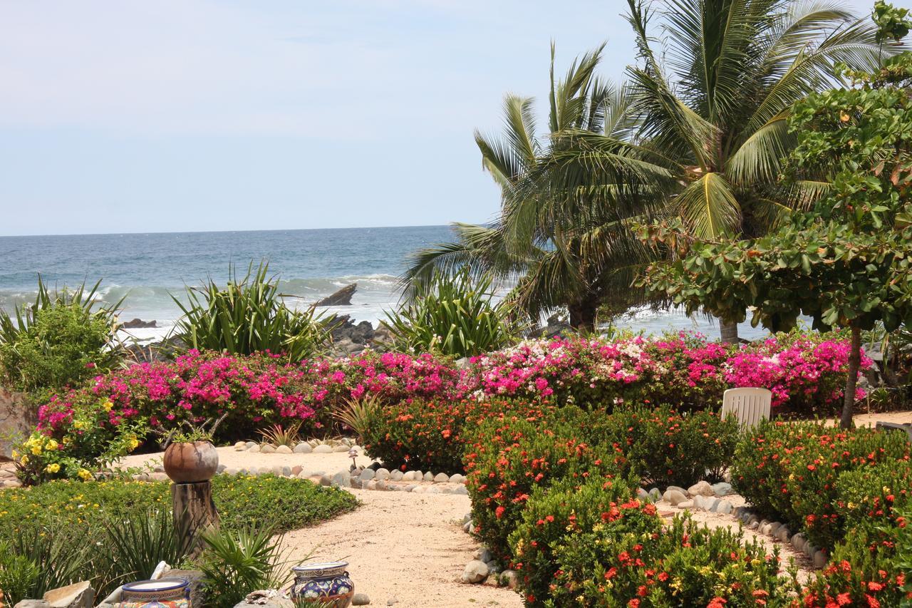 トロンコネス Casa Las Piedras Bed & Breakfast エクステリア 写真