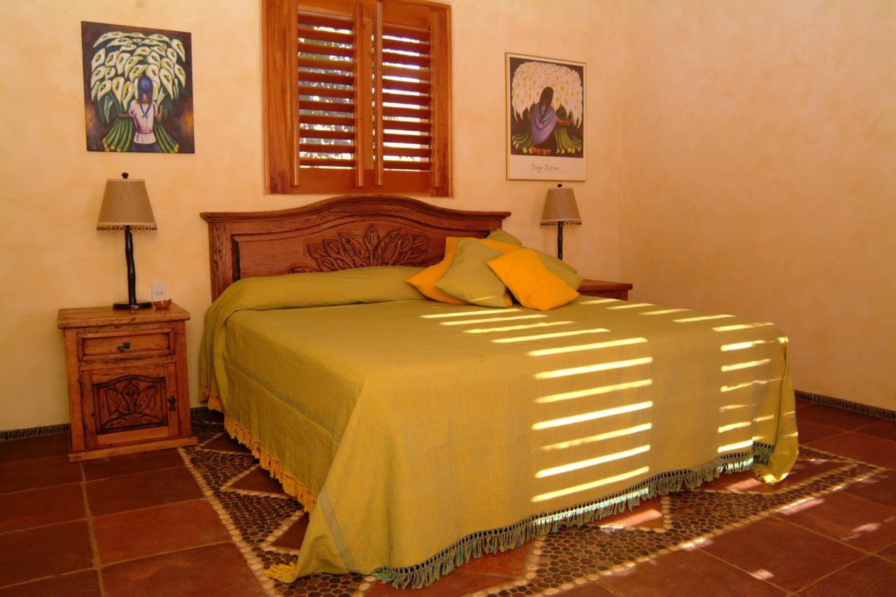 トロンコネス Casa Las Piedras Bed & Breakfast エクステリア 写真