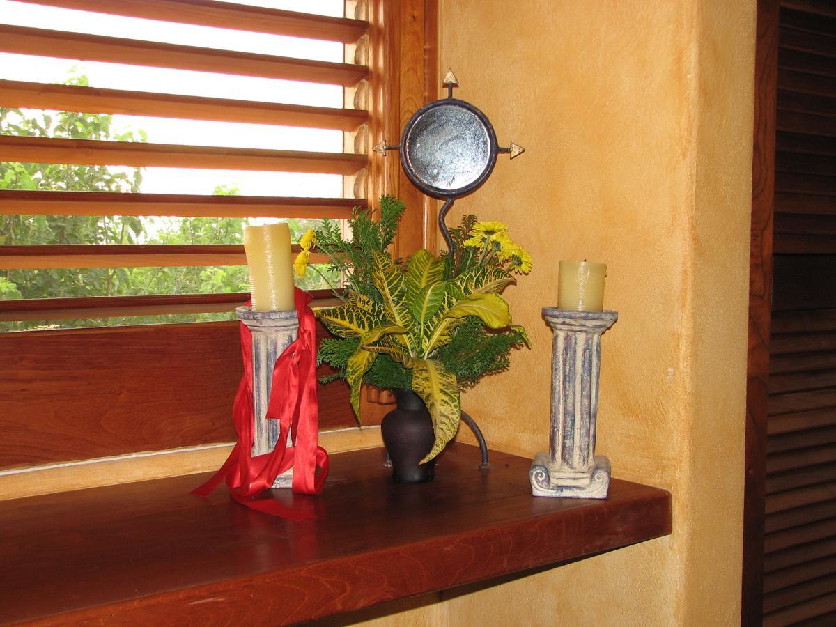 トロンコネス Casa Las Piedras Bed & Breakfast エクステリア 写真