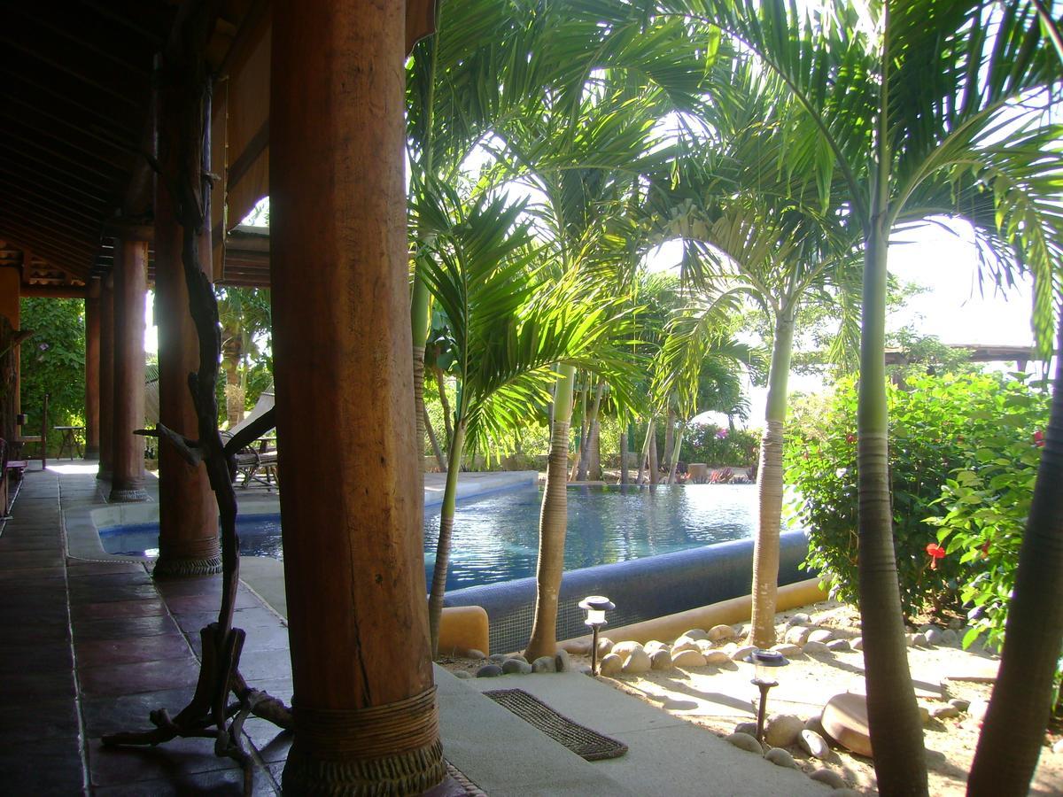トロンコネス Casa Las Piedras Bed & Breakfast エクステリア 写真
