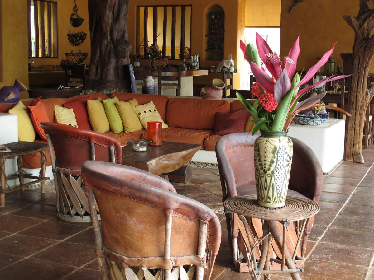 トロンコネス Casa Las Piedras Bed & Breakfast エクステリア 写真