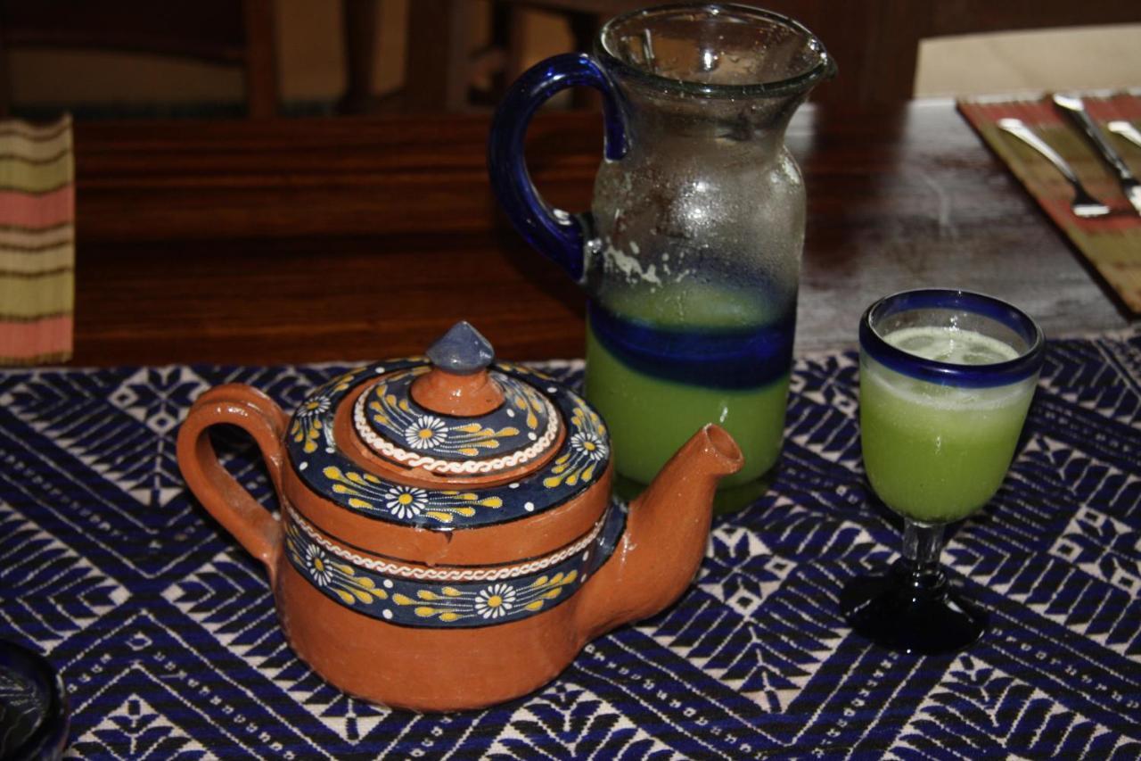 トロンコネス Casa Las Piedras Bed & Breakfast エクステリア 写真
