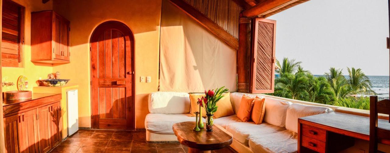 トロンコネス Casa Las Piedras Bed & Breakfast エクステリア 写真