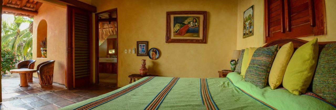トロンコネス Casa Las Piedras Bed & Breakfast エクステリア 写真
